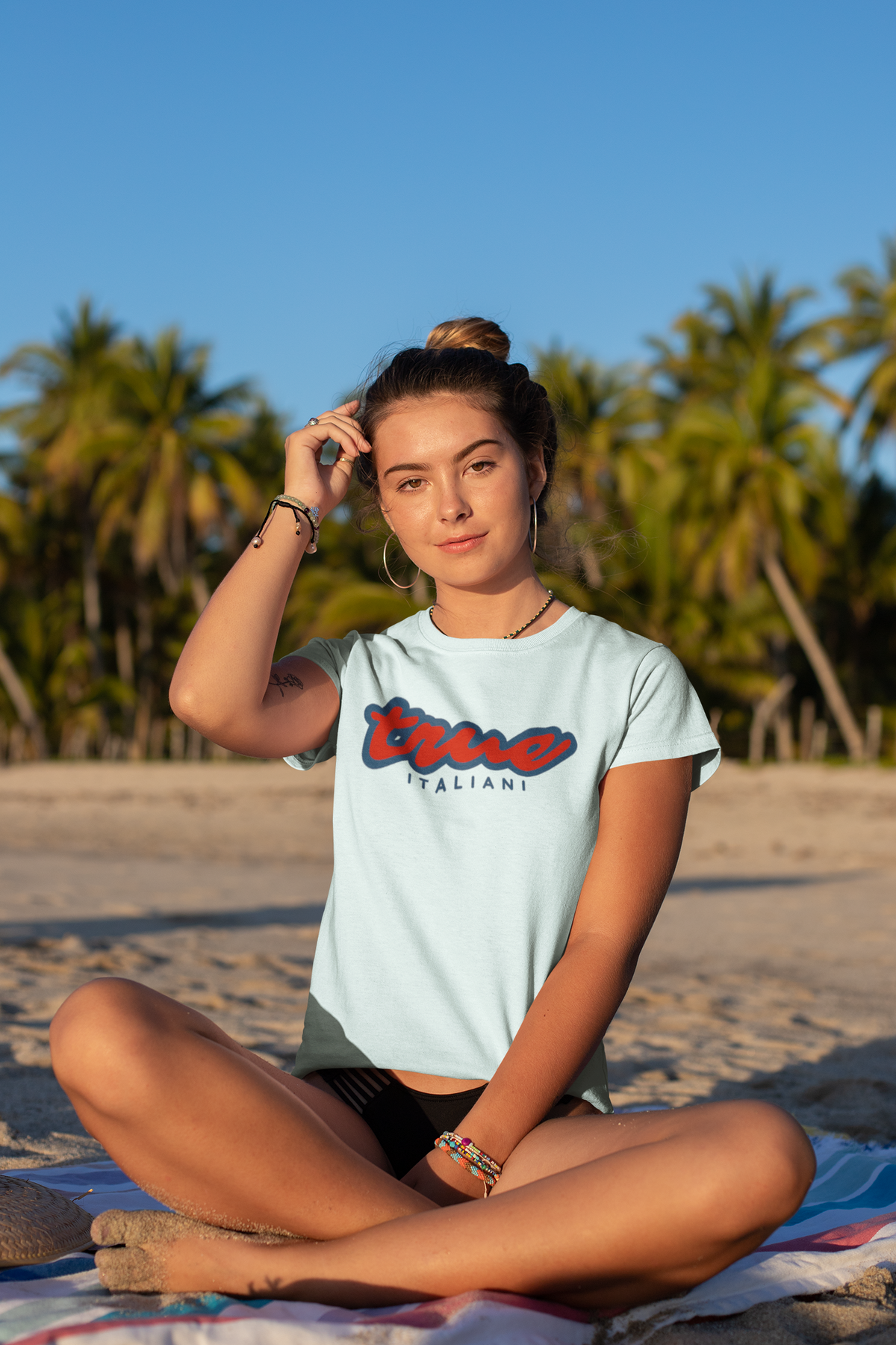 Il Blu E Il Rosso Unisex Tee