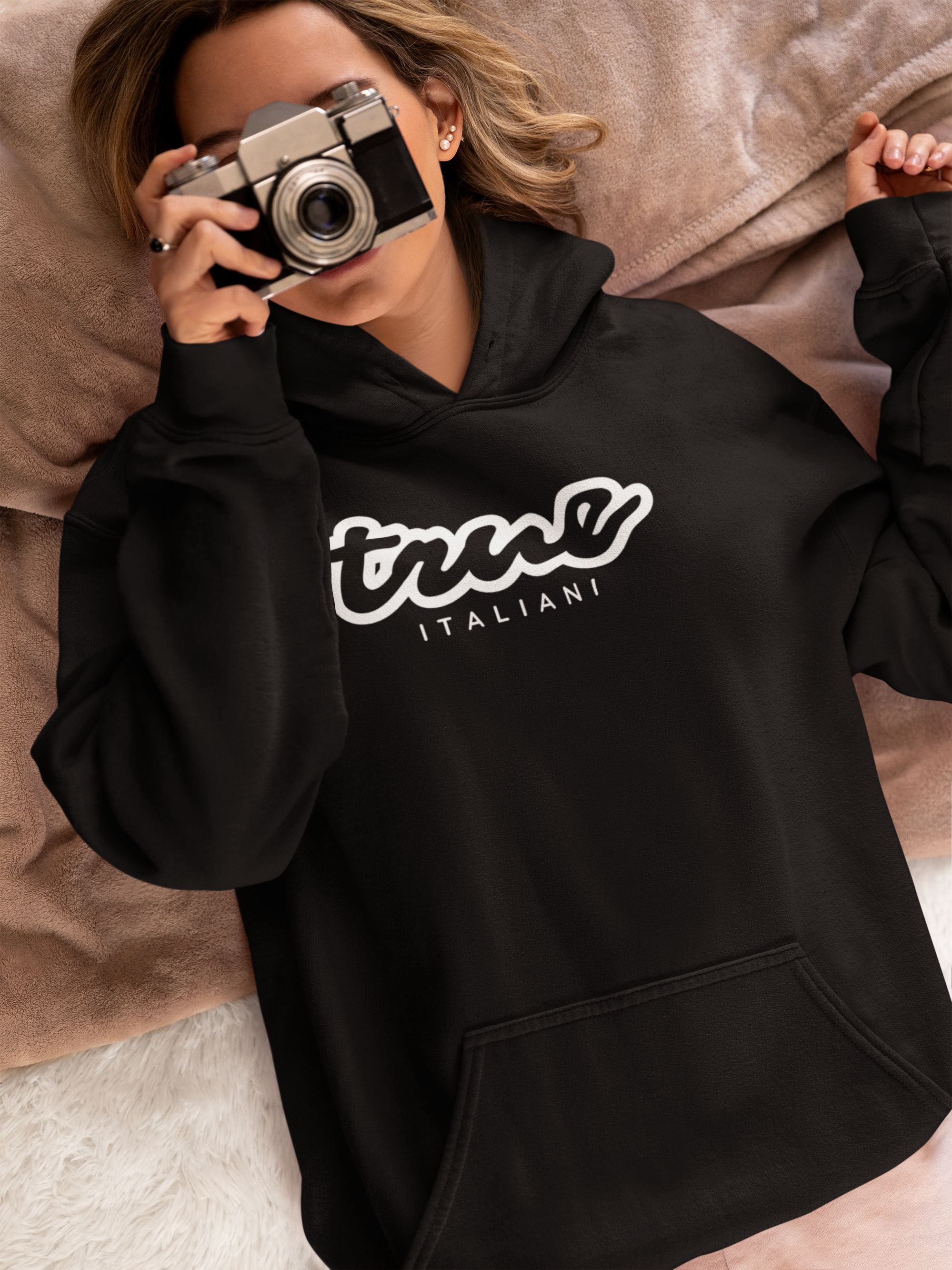 Il Bianco E Il Nero Unisex Hoodie