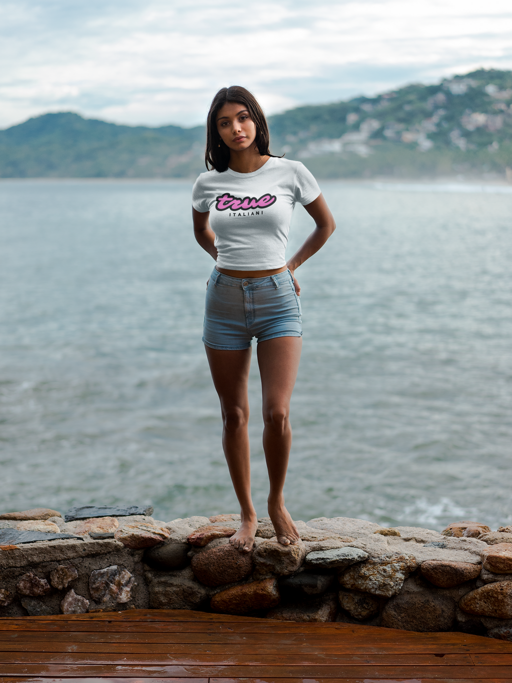 Il Nero E Il Rosa Unisex Tee