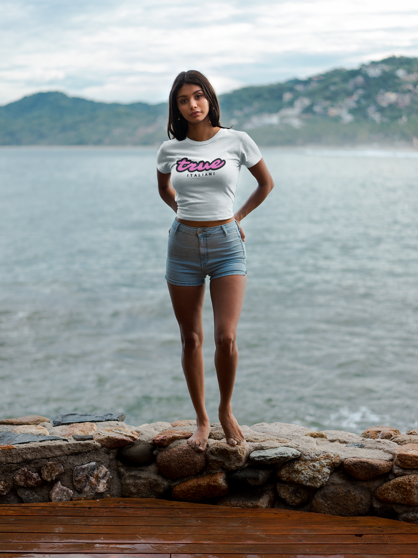 Il Nero E Il Rosa Unisex Tee